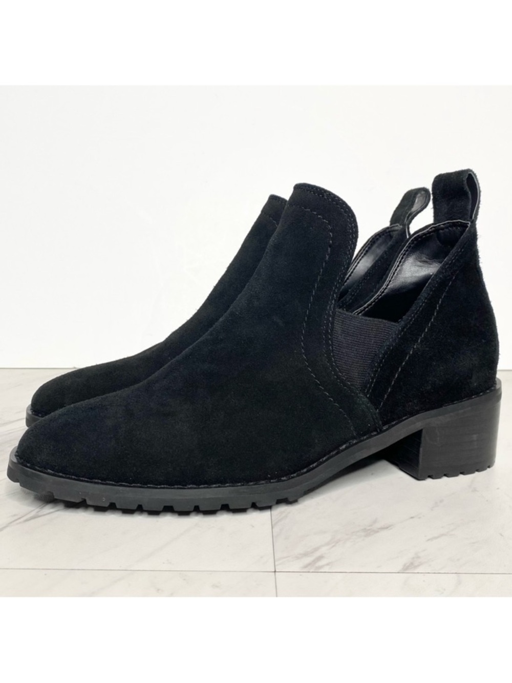 New! Blondo Sandra Black Suede Bootie 7 1/2 M